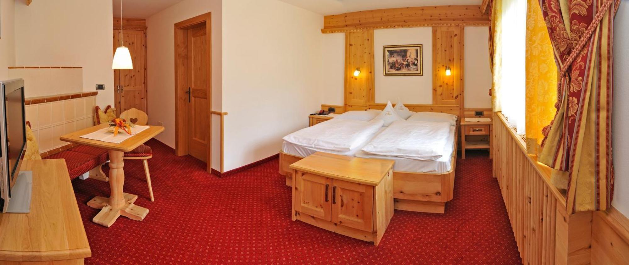 Garni Hotel Iris 셀바디발가르디나 외부 사진
